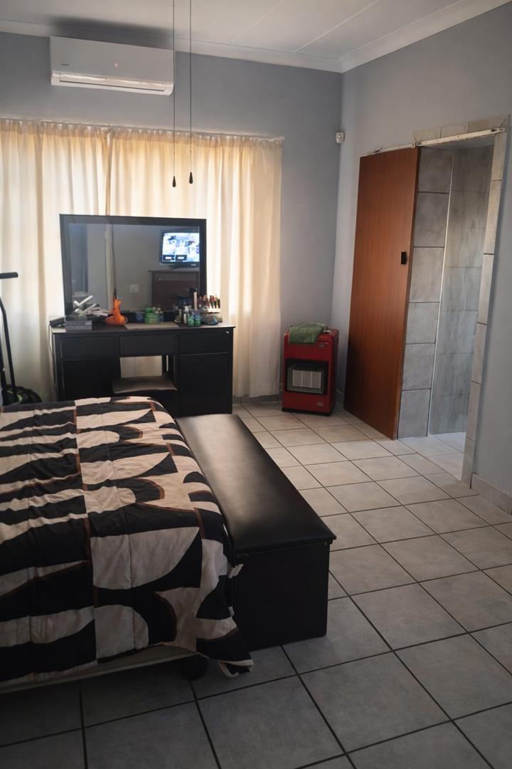 13 Bedroom Property for Sale in Bloemhof North West